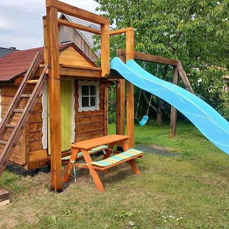 Chata Adam je pre rodiny s deťmi terasa, detské ihrisko Liptovský Mikuláš Esterno foto